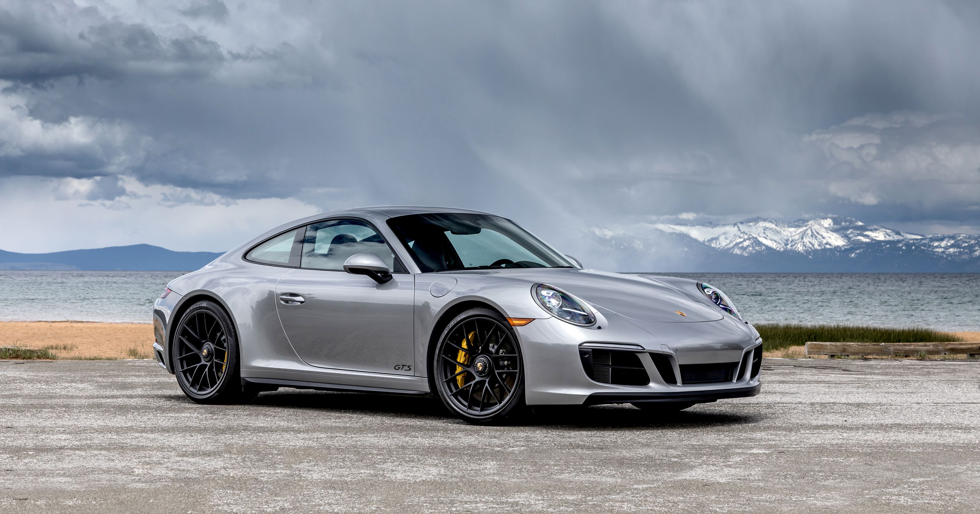 Porsche 911 Carrera GTS (991.2)