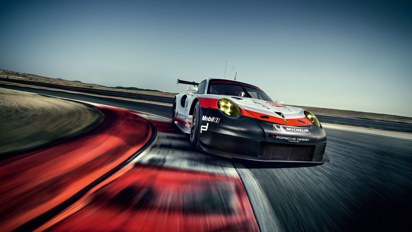 2018 Porsche 911 RSR - Porsche’s Mid-engined 911 Race Car2018 Porsche