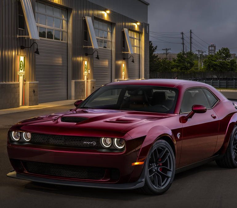 Dodge Challenger SRT Hellcat