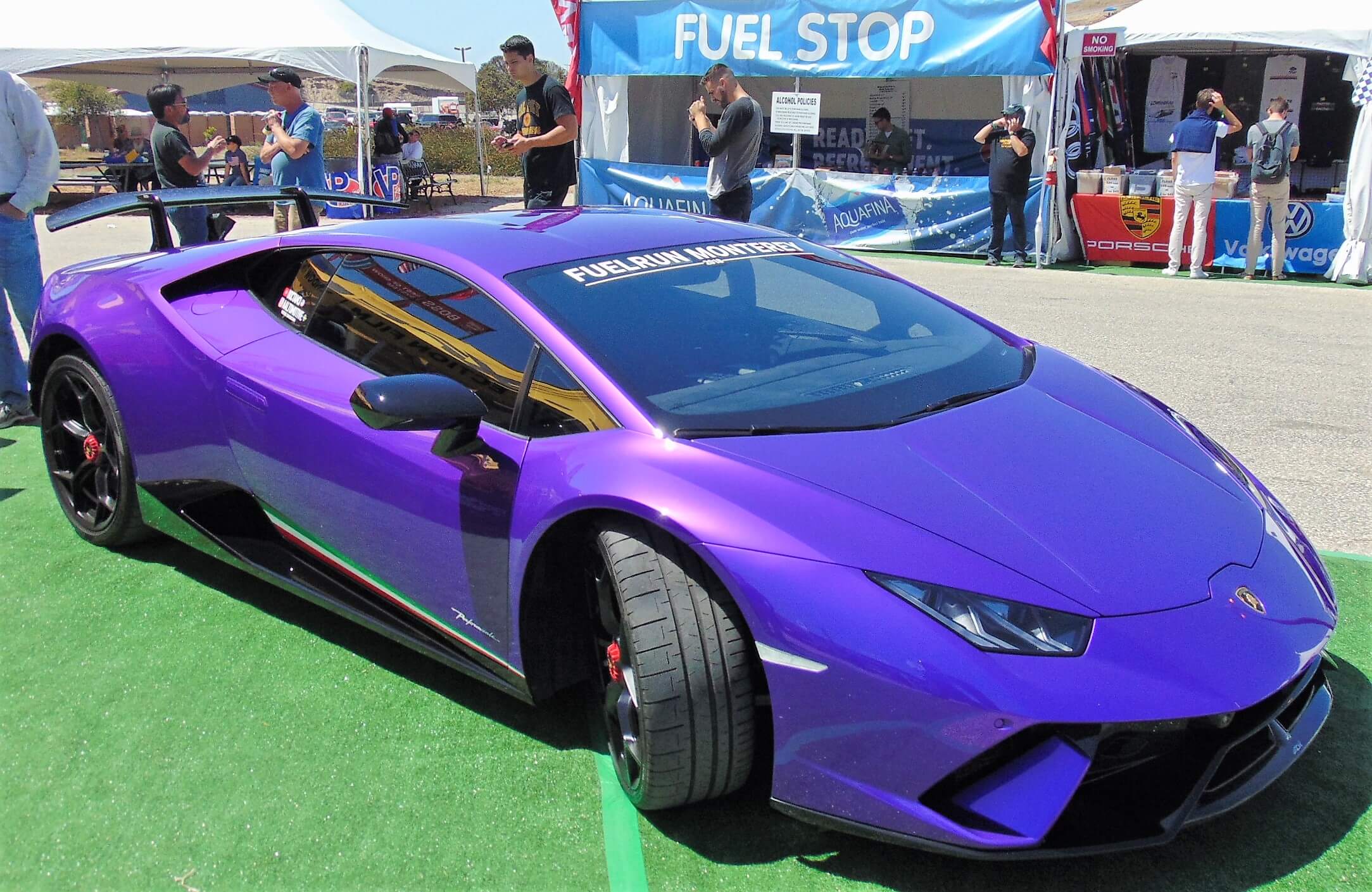 Lamborghini Huracan С„РёРѕР»РµС‚РѕРІС‹Р№