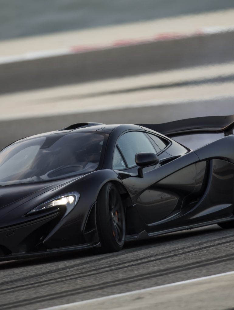 27 McLaren P1