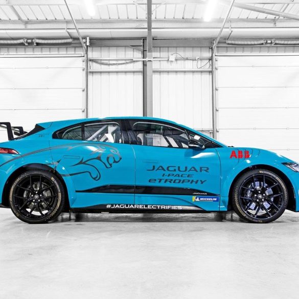 Jaguar I-PACE eTROPHY