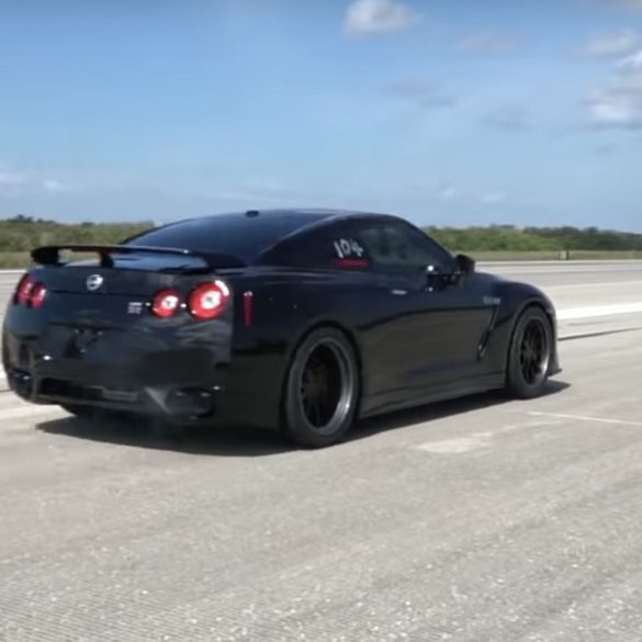 235 mph nissan GT-R