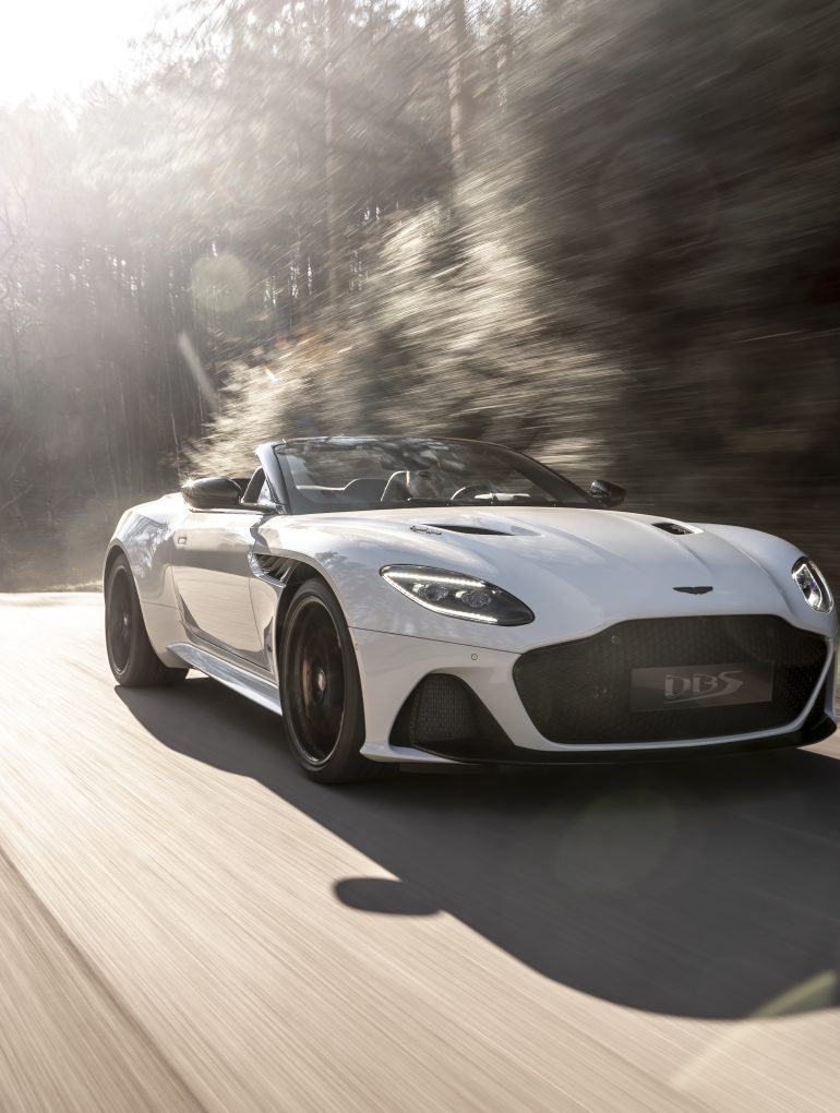 Aston Martin DBS Superleggera Volante