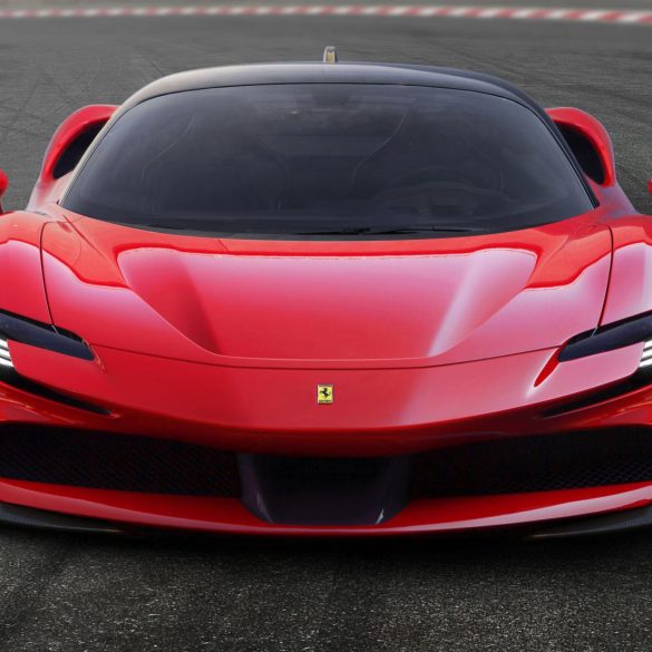 Ferrari SF90 Stradale