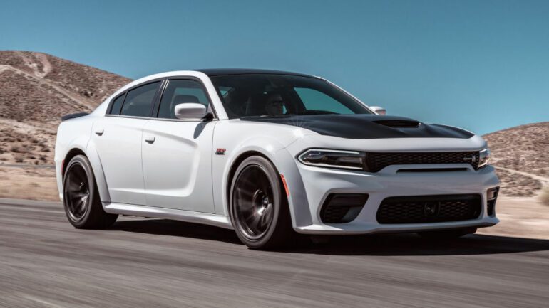 Dodge Unveils the Charger Hellcat Widebody and Scat Pack Widebody