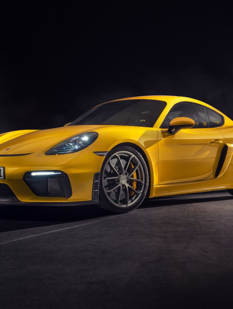 2021 718 Cayman GT4