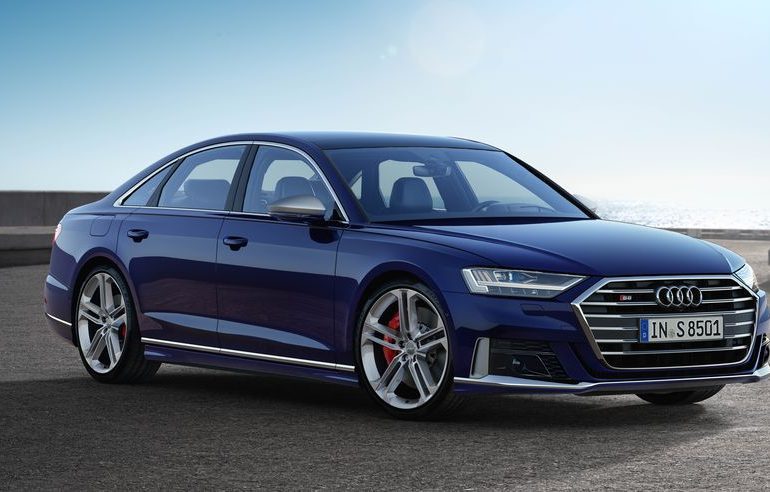 2020 Audi S8 front