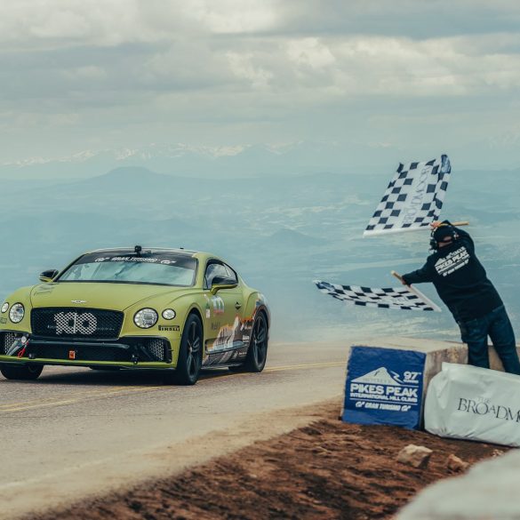 Bentley Continental GT Pikes Peak Record 2019