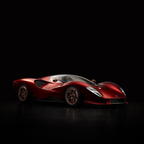 de tomaso P72