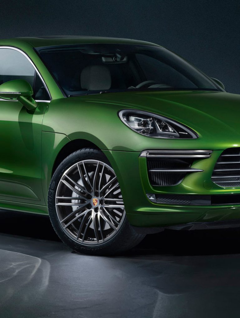 2020 Porsche Macan Turbo