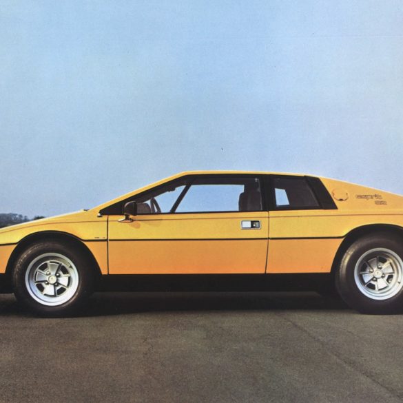 Lotus Esprit S2 Model