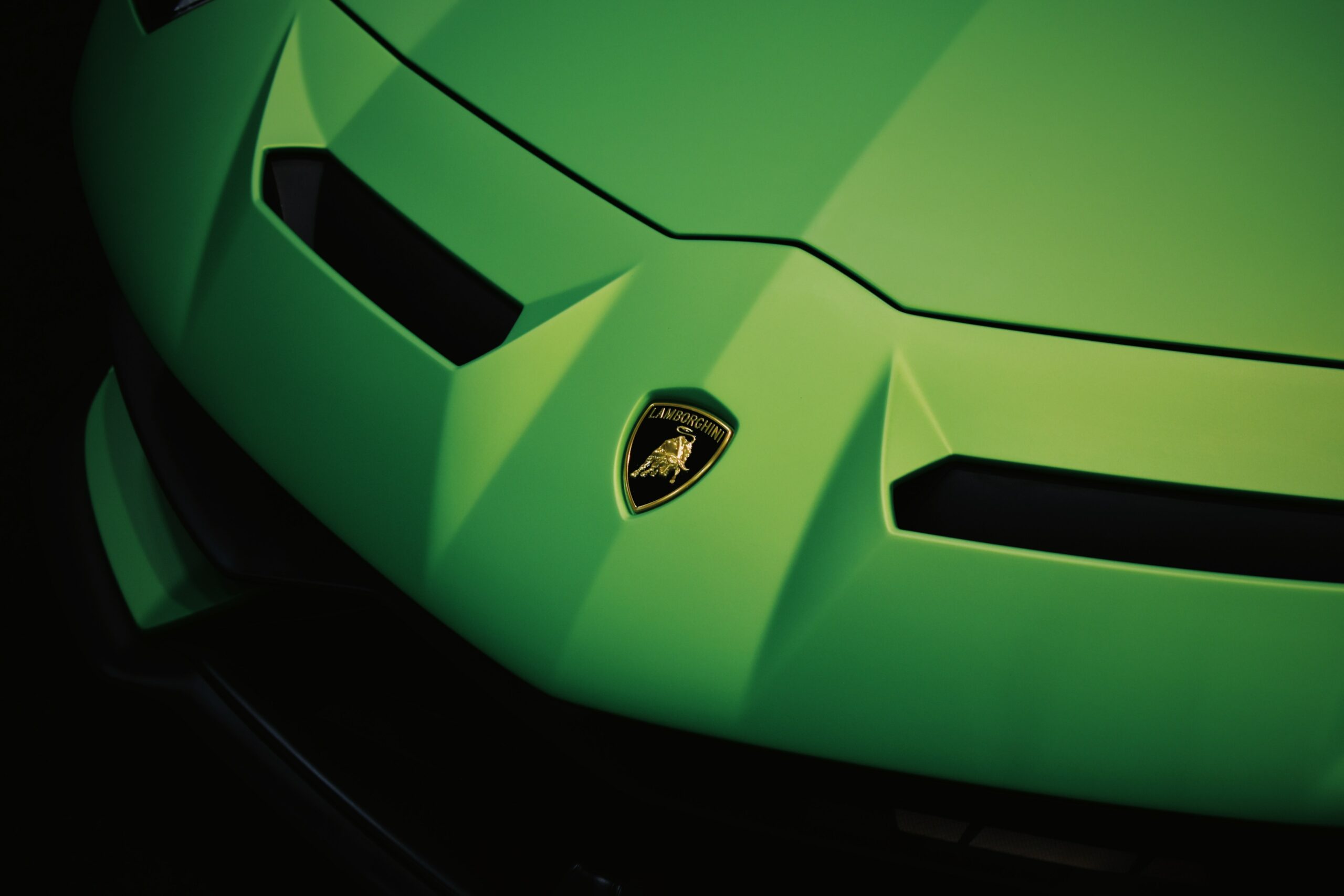 Italian Car Brands: The Definitive List Of Italian Car Logos