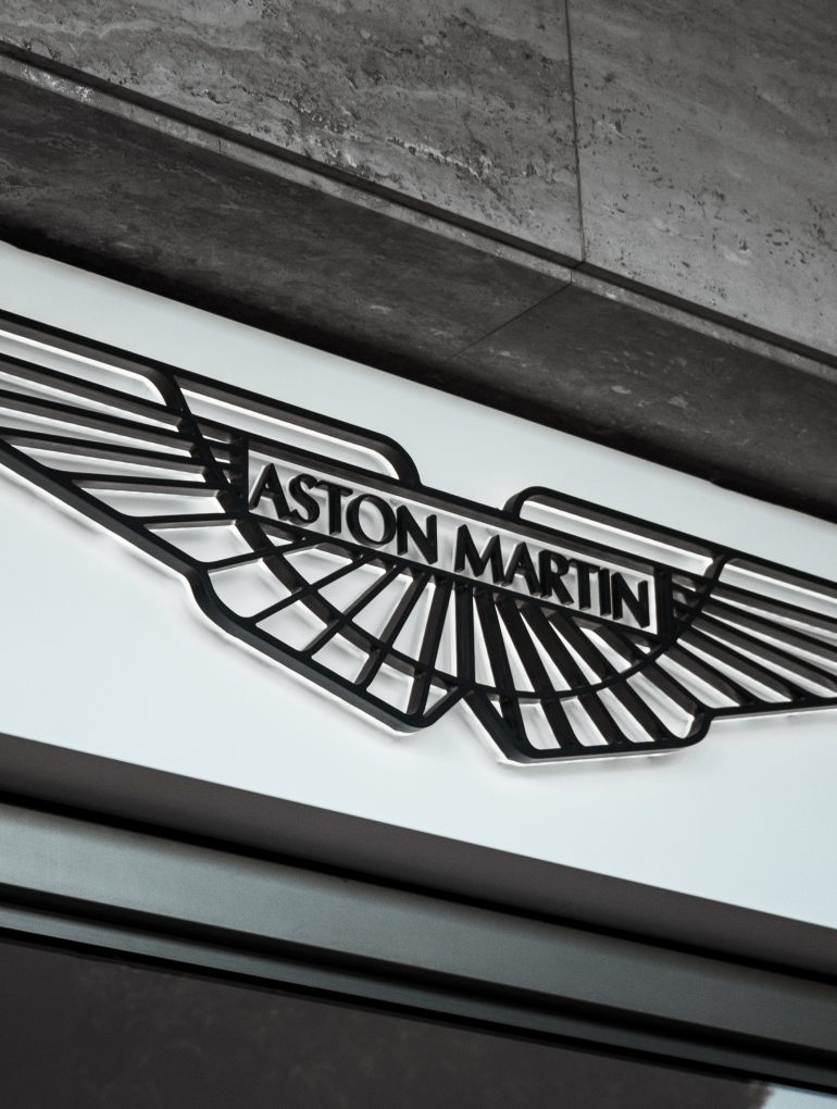 car logo with wings