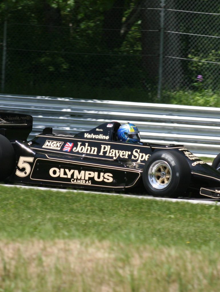 Lotus 79