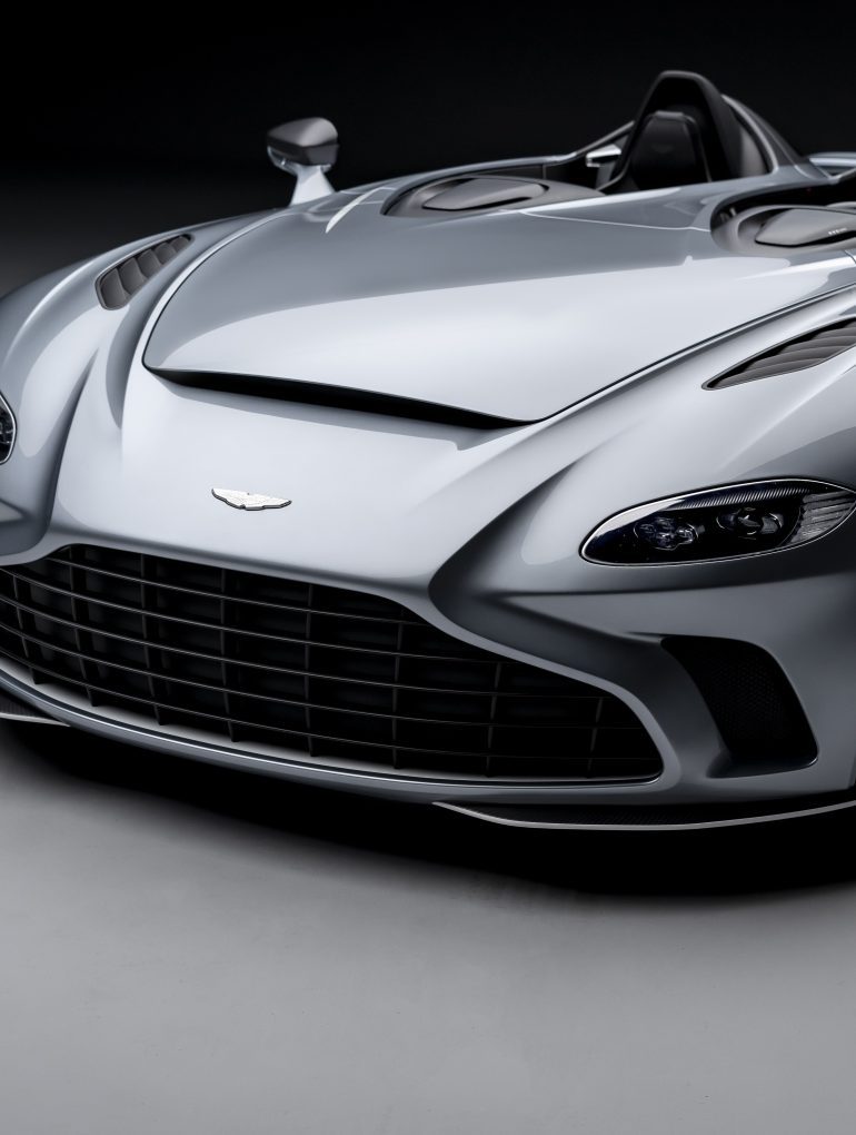 Aston Martin V12 Speedster