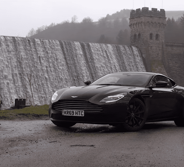 Aston Martin DB11 AMR