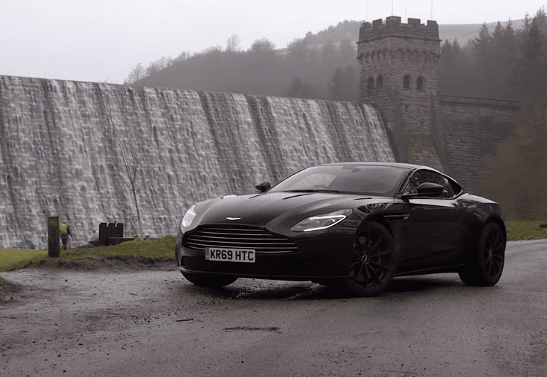 Aston Martin DB11 AMR