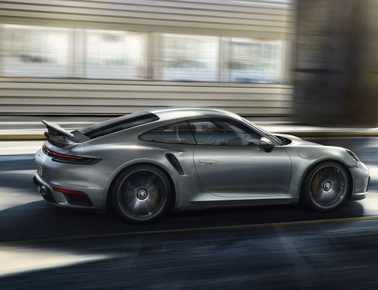 2021 Porsche 911 Turbo S active aero