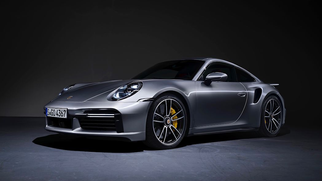 2021 Porsche 911 Turbo S active aero