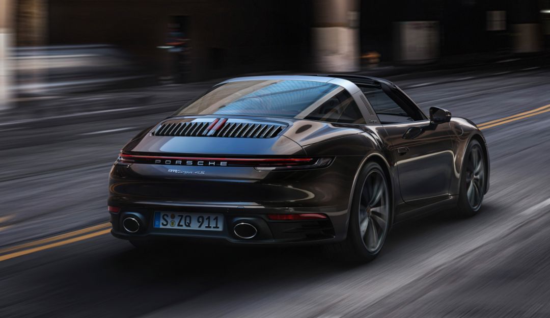 2020 Porsche 911 Targa 4 and 4S