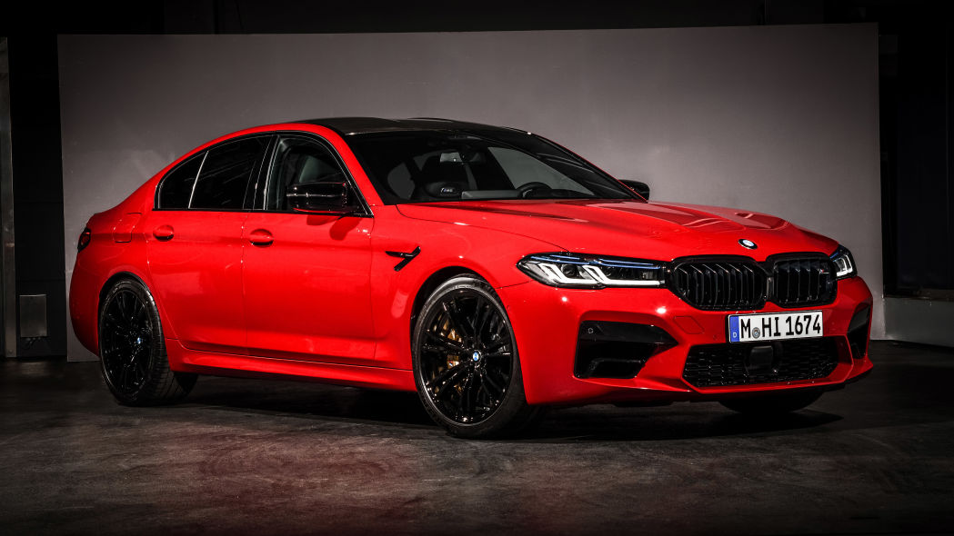 2021 BMW M5 Revealed & It's The Same, But Way Different