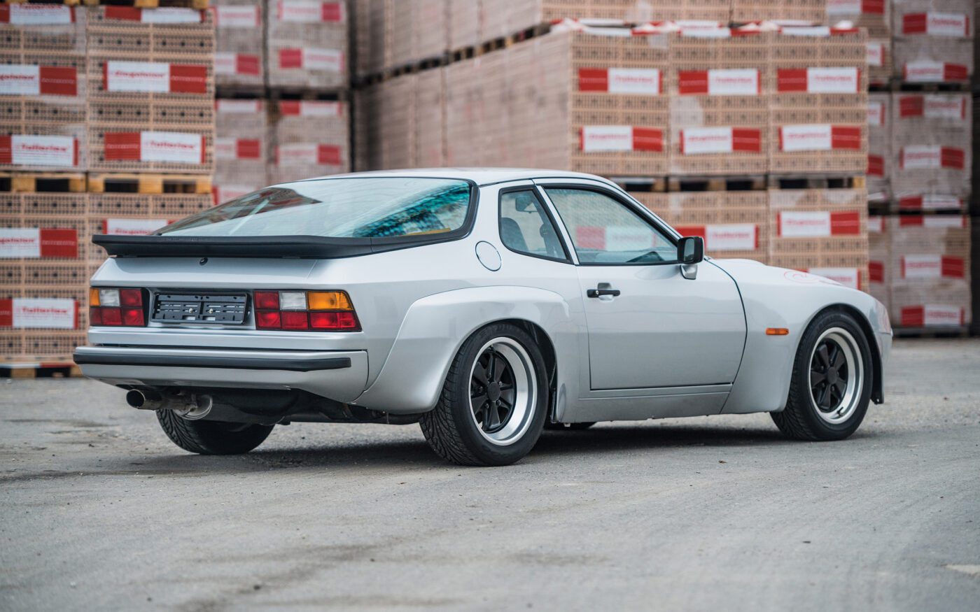 Porsche 924 Wallpapers | SuperCars.net