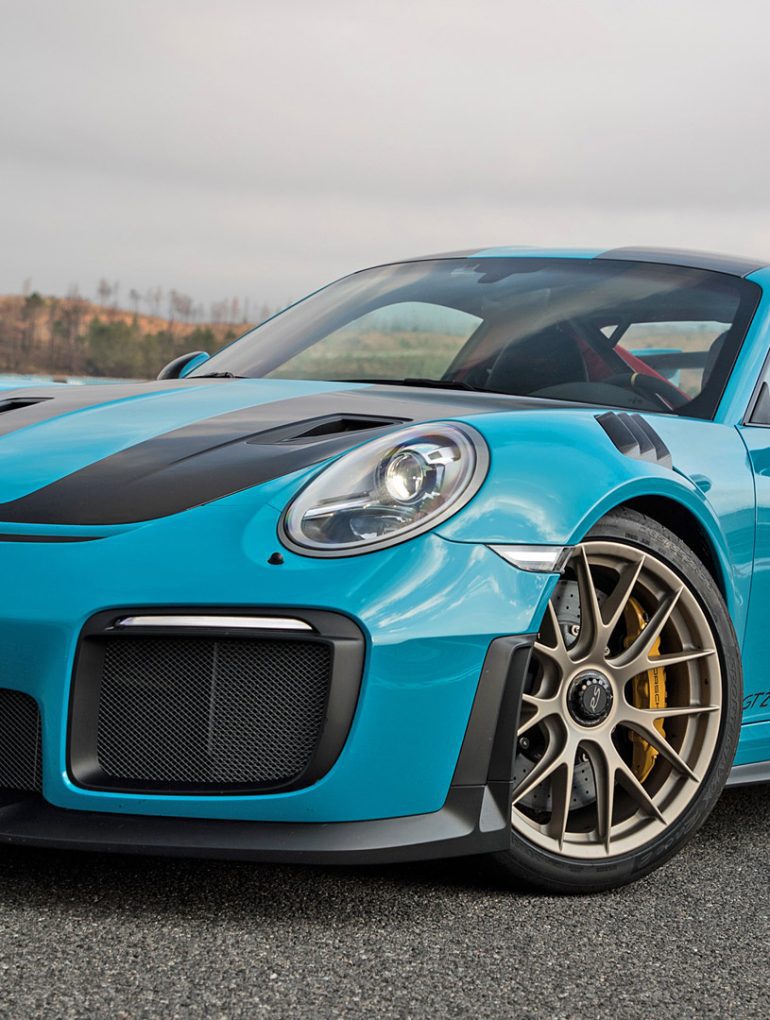 2018 Porsche 911 GT2 RS Wallpapers