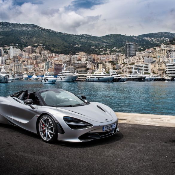 McLaren 720S Spider Wallpapers