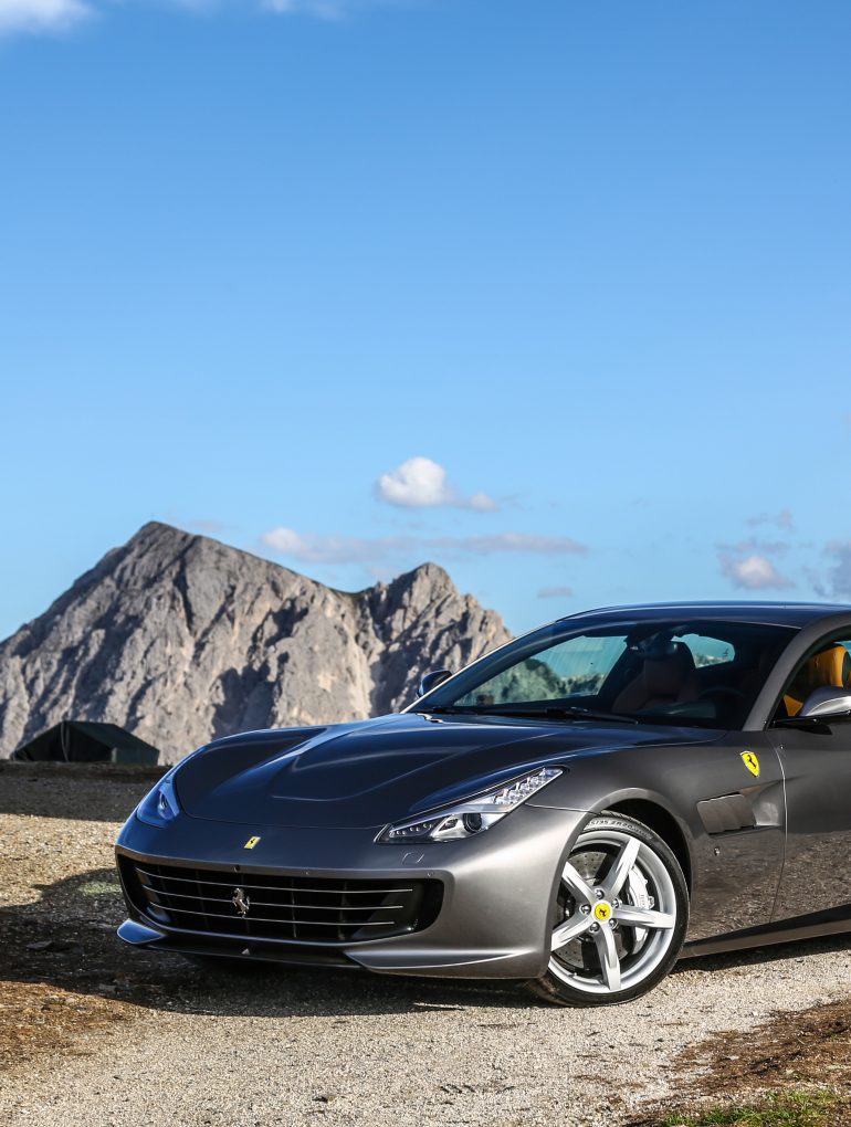 Ferrari GTC4 Lusso Wallpapers