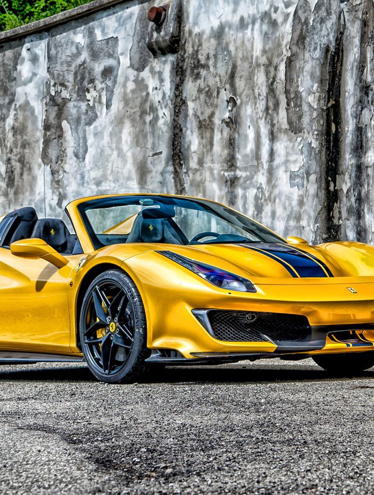 https://images.summitmedia-digital.com/topgear/images/2019/03/30/2019-ferrari-488-pista-spider-review-main-1553943234.jpg