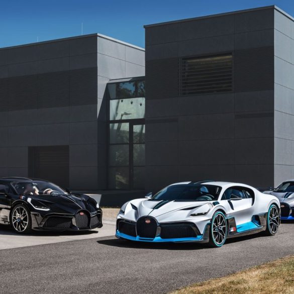 Bugatti Divo Deliveries