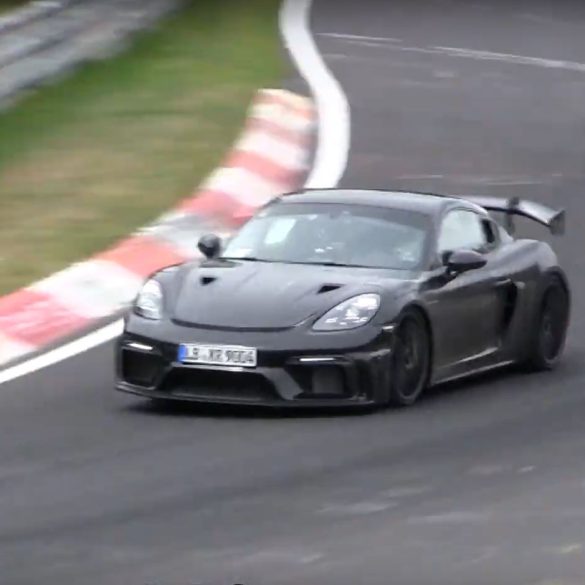 2021 Porsche 718 Cayman GT4 RS video