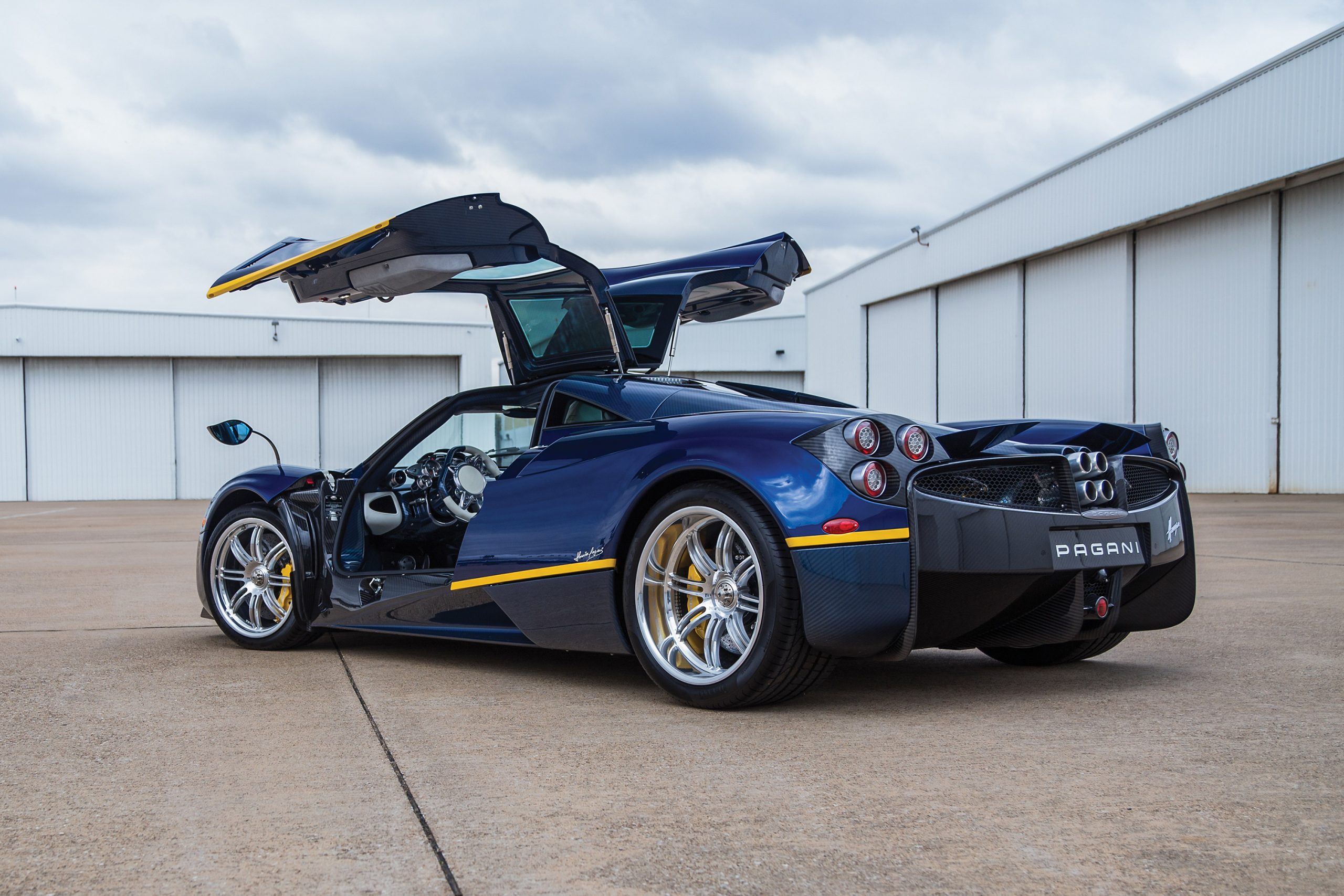 Lamborghini Huayra 2011