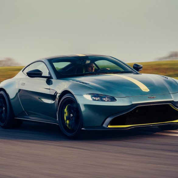 Aston Martin Vantage AMR