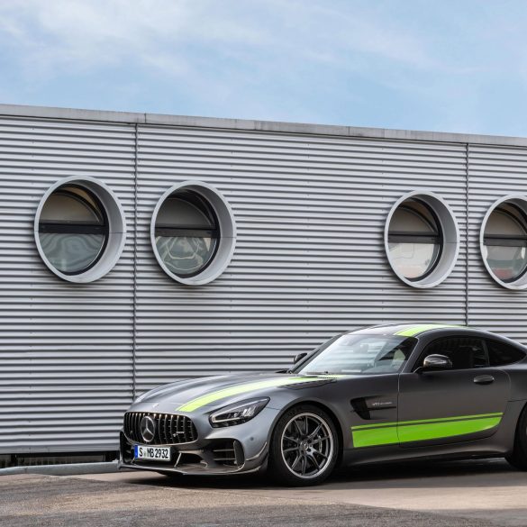 Mercedes-AMG GT R Pro