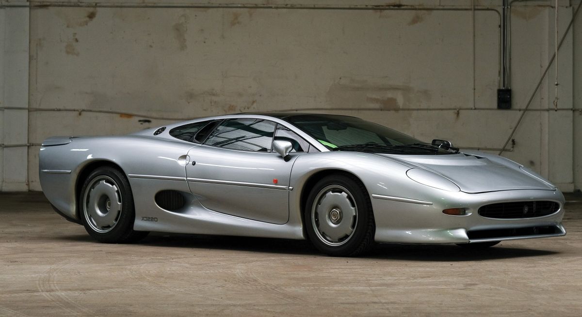 1993 Jaguar XJ220. Ryan Merrill ©2019 Courtesy of RM Auctions