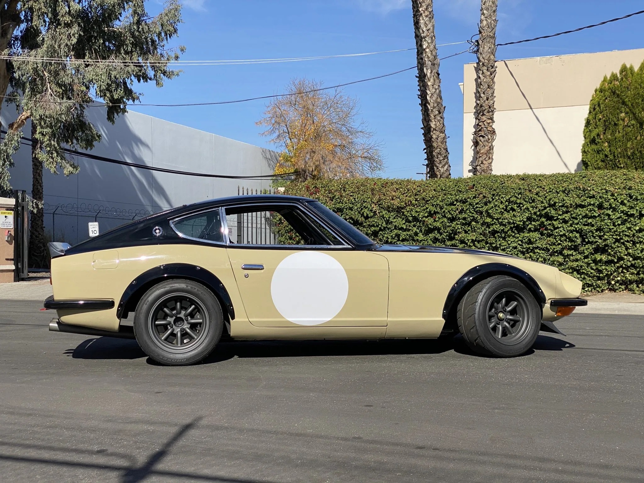 Restomod 1972 Datsun 240Z