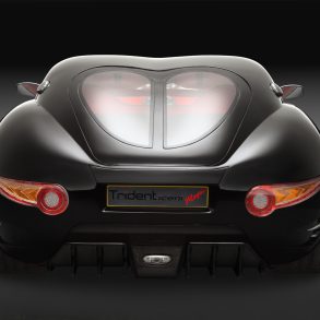 Trident Iceni Magna rear view