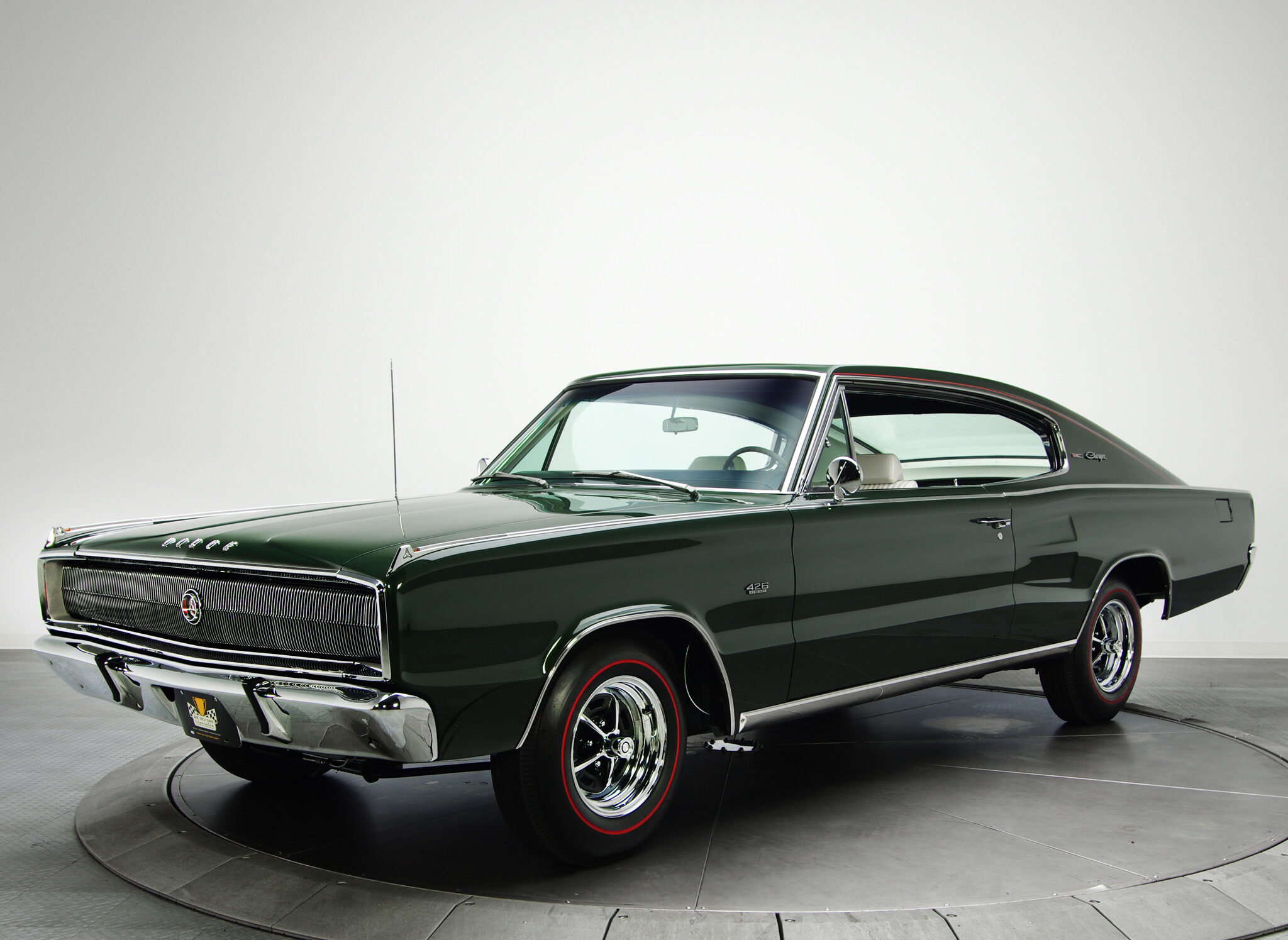 1967 Dodge Charger R/T 426 Hemi Wallpapers 