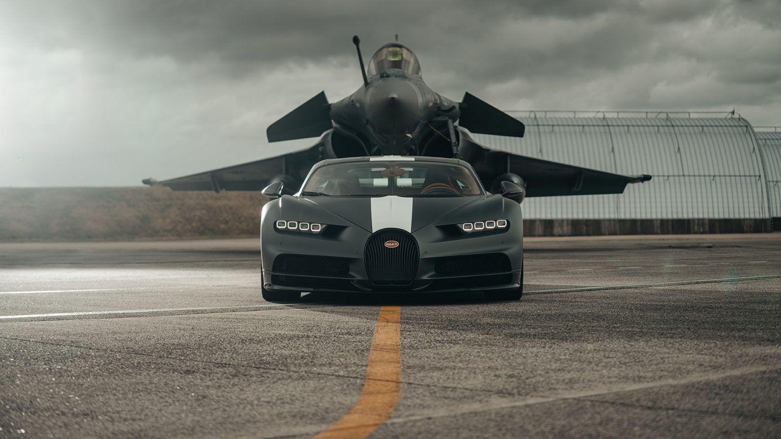 Bugatti chiron airplane