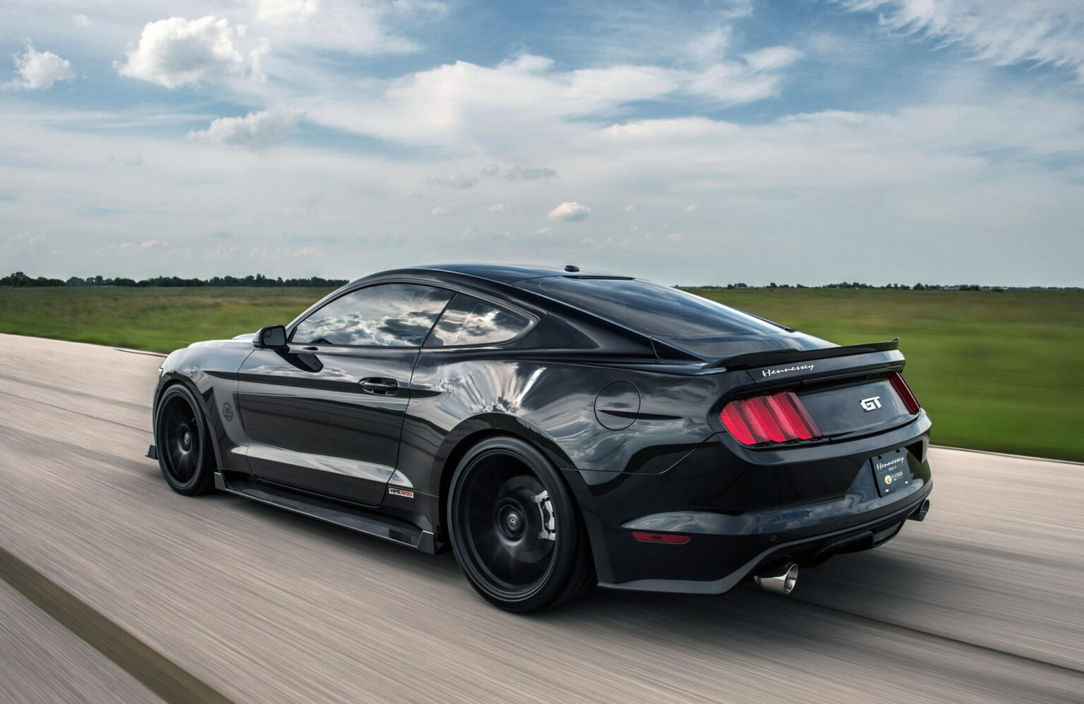 2015 Hennessey Mustang GT HPE700 Supercharged Wallpapers | SuperCars.net