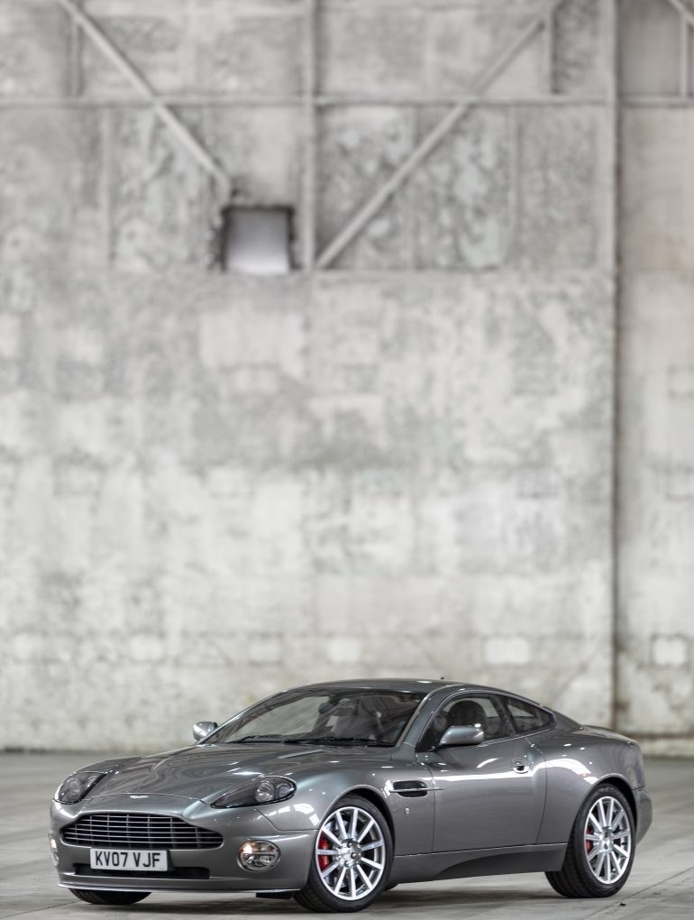 Aston Martin Vanquish S