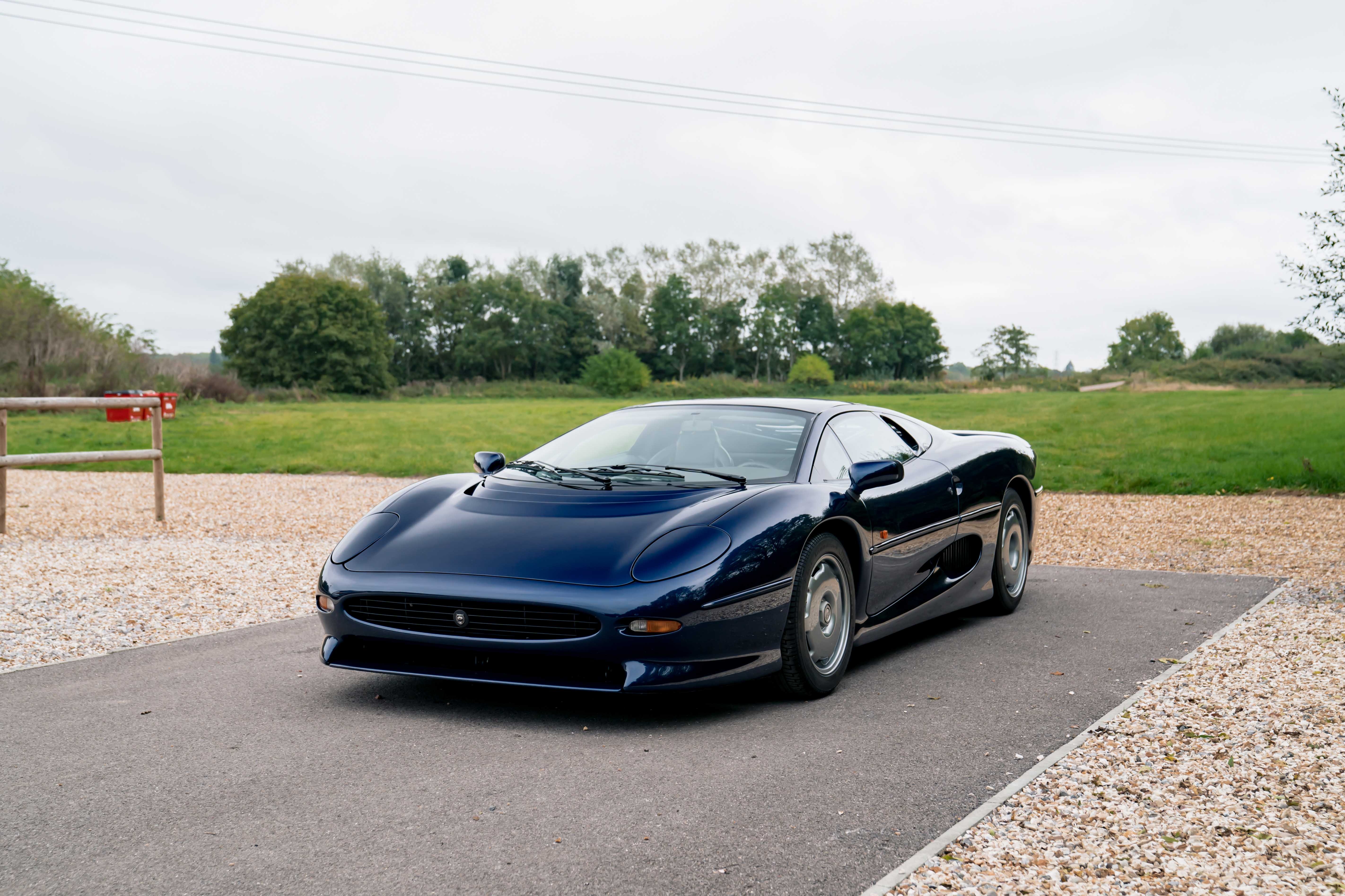 1993 Jaguar XJ220