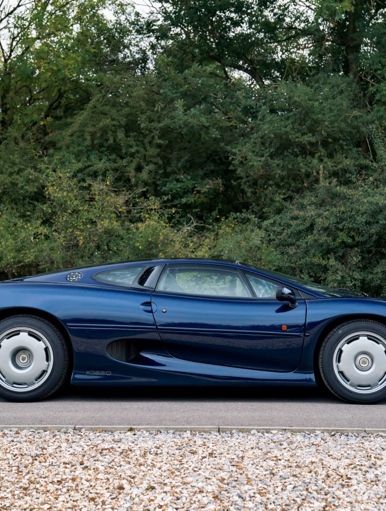 1993 Jaguar XJ220