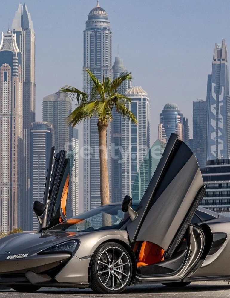 McLaren 570S in Dubai