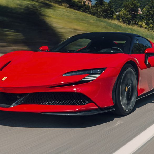 Ferrari SF90 Stradale