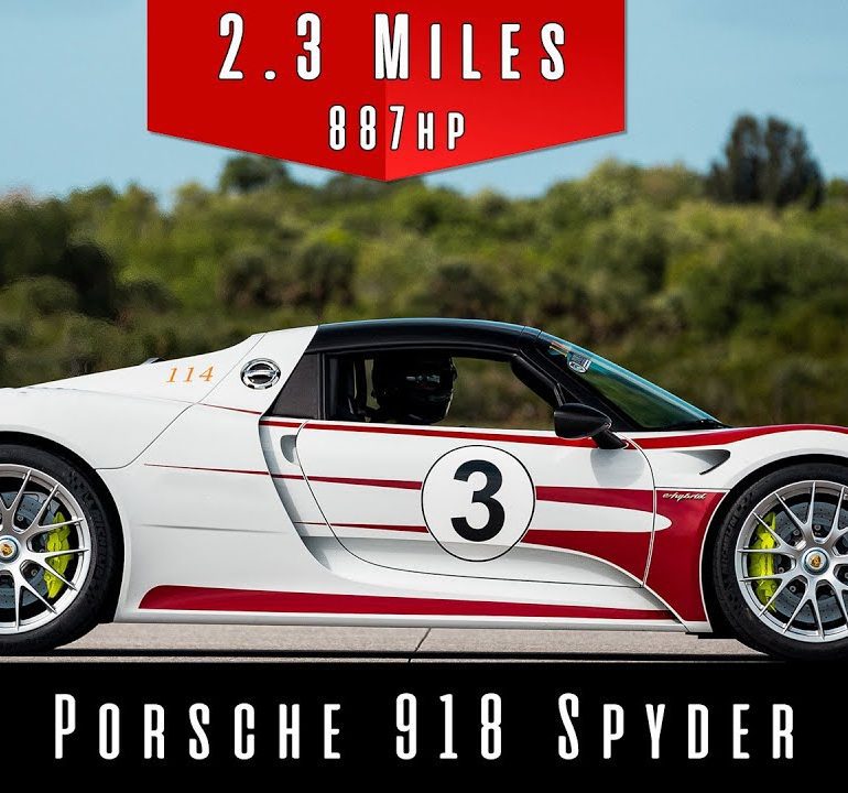 Watch This 2015 Porsche 918 Spyder Break The 200-MPH Barrier