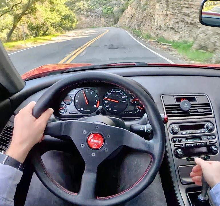 Here's What It Feels Like To Drive A 1992 Acura NSX