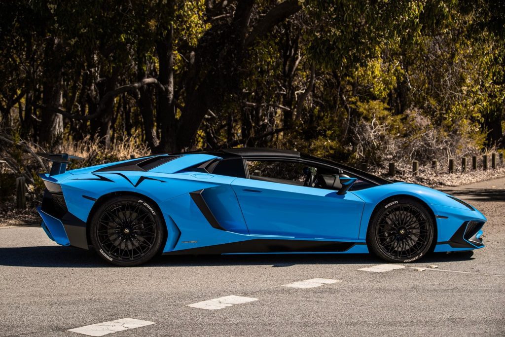 Car Of The Day: 2017 Lamborghini Aventador LP 750-4 SV Roadster